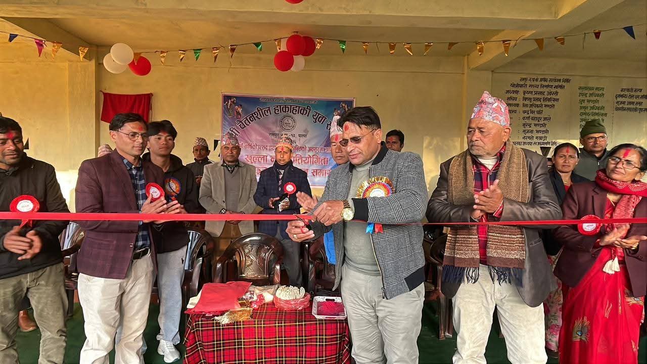 थोत्रीबारीमा बन्यो मञ्च, मञ्चमा नाचे प्रतिभा